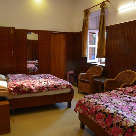 Hotel Clarks Mussoorie Exteriér fotografie