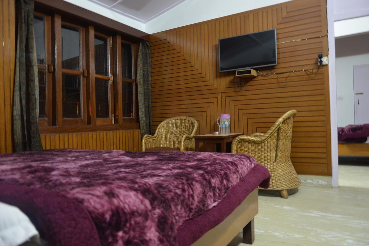 Hotel Clarks Mussoorie Exteriér fotografie
