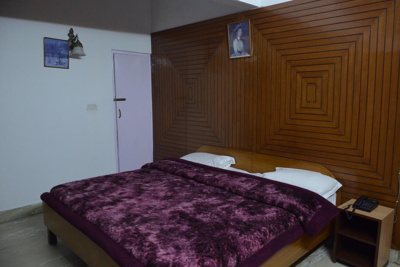 Hotel Clarks Mussoorie Exteriér fotografie