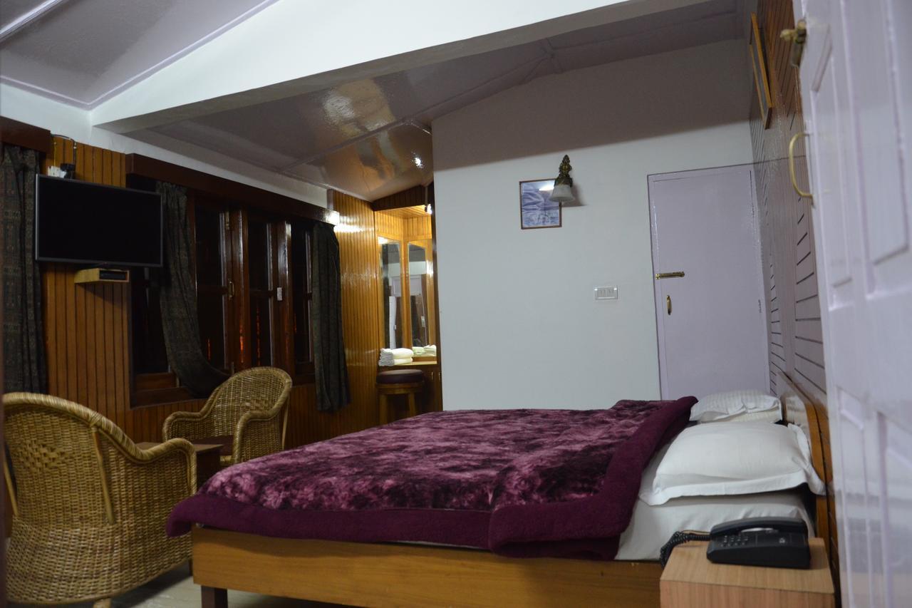 Hotel Clarks Mussoorie Exteriér fotografie